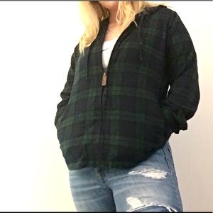 L.L Bean zip up sweater with hood. Green and Navy